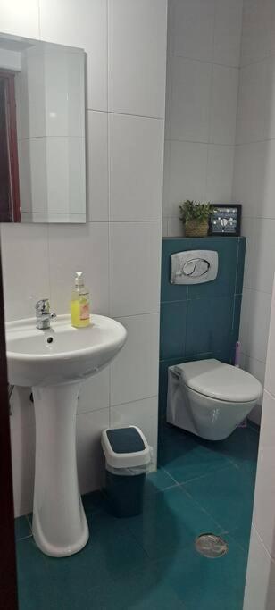 Mendes Family Homestay - B&B In The Heart Of Praia Buitenkant foto