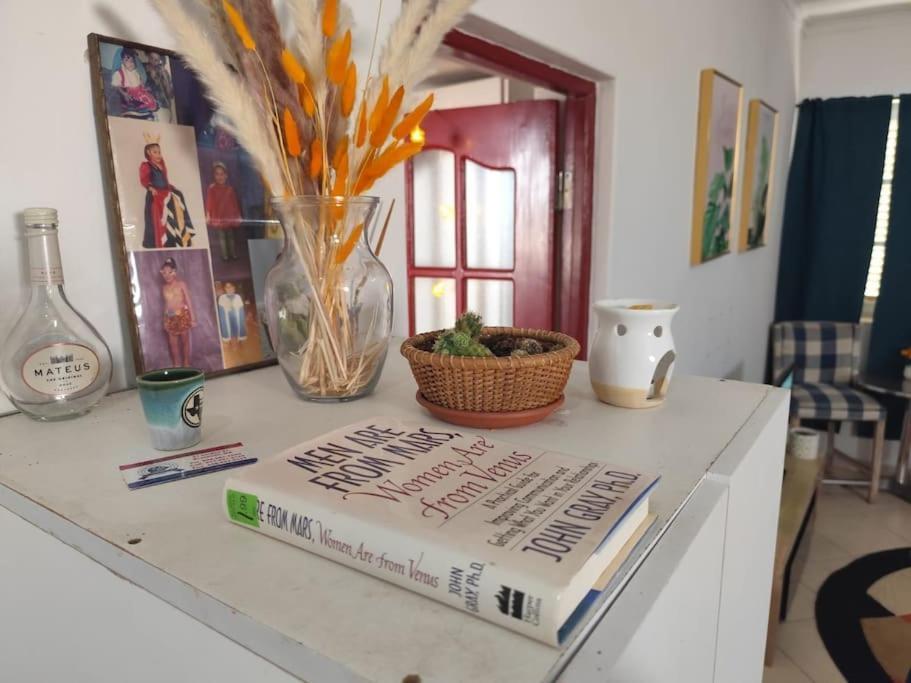 Mendes Family Homestay - B&B In The Heart Of Praia Buitenkant foto